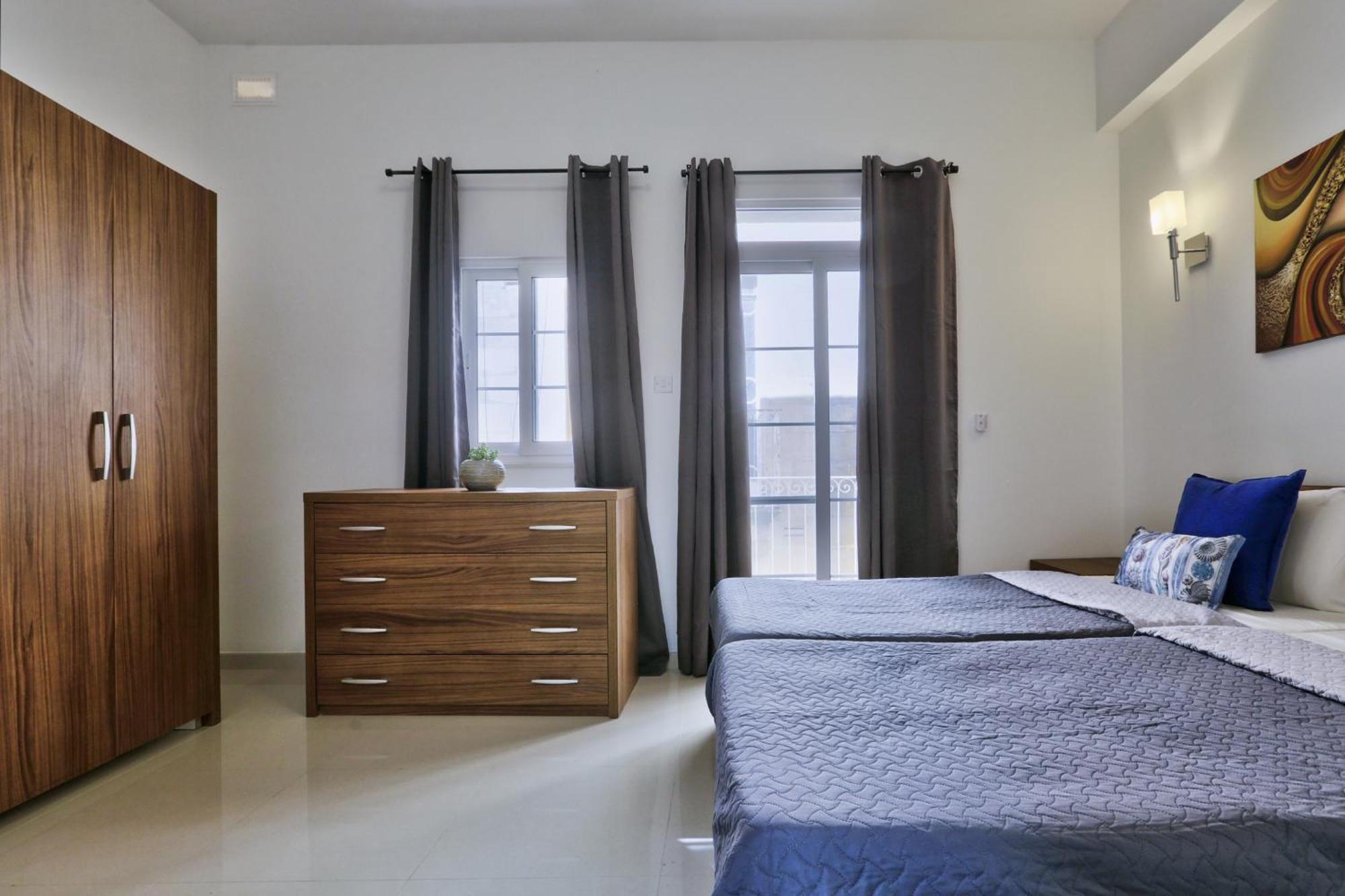 Exquisite 3-Bedroom Duplex Penthouse With Jacuzzi In Valletta Centre Exteriér fotografie