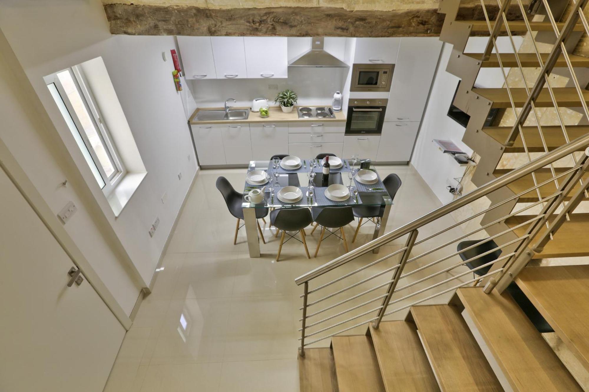 Exquisite 3-Bedroom Duplex Penthouse With Jacuzzi In Valletta Centre Exteriér fotografie