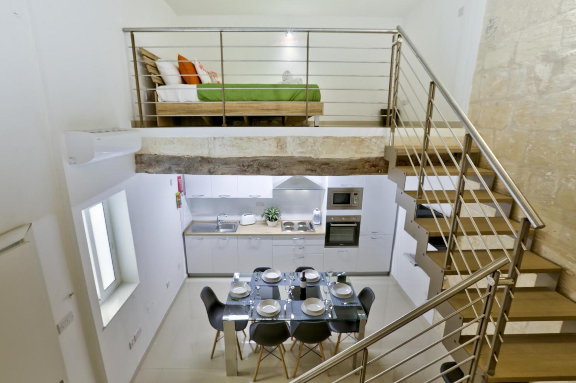Exquisite 3-Bedroom Duplex Penthouse With Jacuzzi In Valletta Centre Exteriér fotografie